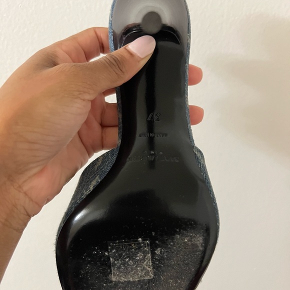 Saint Laurent - Picture 10 of 12